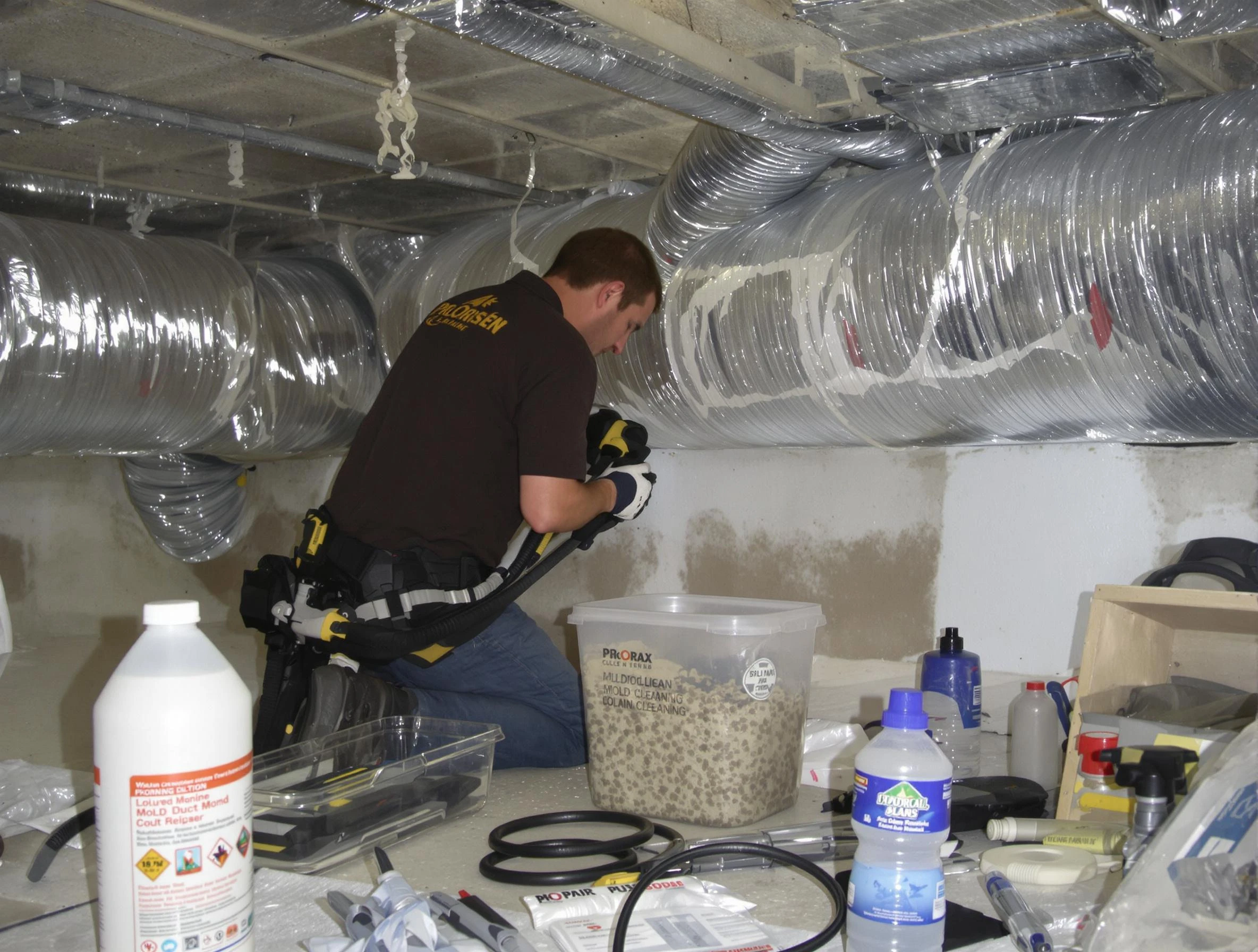 Fountain Hills Air Duct Cleaning specialist performing professional mold removal from air ducts in Fountain Hills